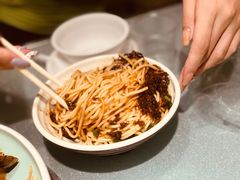 -霄汉羊排(万松园一店)