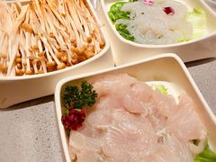 -海底捞火锅鲜切牛肉主题店(长寿路店)