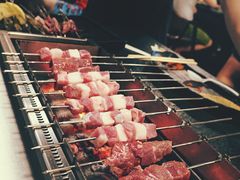羊肉串-長壹旋转烤吧 农家鸡火锅