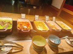 -大中华希尔顿酒店-念自助餐·嗨啤·小龙虾