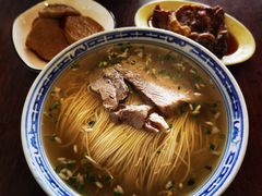 枫镇大肉面肉13面17-同得兴 Since·1995 传统苏式面馆(嘉馀坊店)