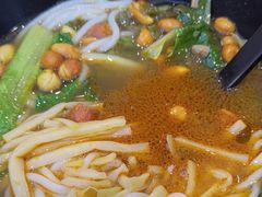 -桂在香知桂林米粉(红博中央公园店)