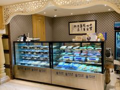 面包甜点陈列柜-洪长兴(广西北路店)