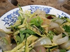 -周家大连水饺(美专校街店)