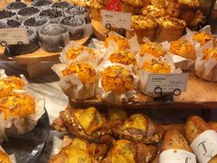 -罗森尼娜(德思勤店)