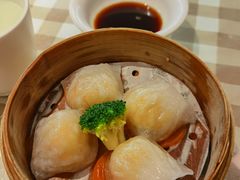 -新大咀港式茶餐厅(宝山万达店)