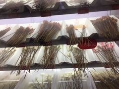 -牛华八婆麻辣烫(龙湖U城店)