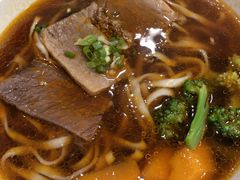 -康师傅私房牛肉面(马泉营奥莱店)