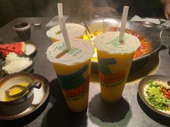-湊湊火锅·茶憩(杭州湖滨银泰in77店)