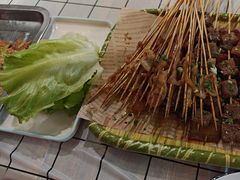 -顶峰夜宴·龙虾烧烤大排档(九江学院店)