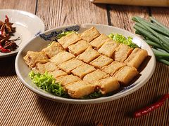 鱼豆腐-小龙坎老火锅(展览馆店)