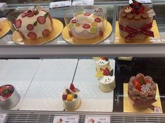 -花花卷卷·鲜食蛋糕(静安久光百货店)
