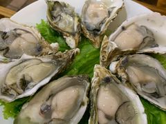 生剥海蛎子-东镇老火锅(长春路首店)