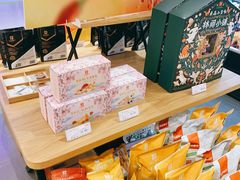 -良品铺子(五角场万达店)
