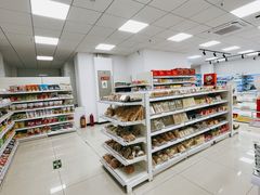 面包甜点陈列柜-百年义利(朝内南小街店)