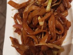 干炒牛河-稻香酒家·34年老字号·港式粤菜(汉街店)
