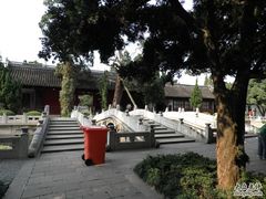 -汇龙潭