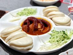 荷叶饼包酱肉-大师兄·西北风味食集(增城合生汇店)