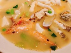 -荣家黄鱼面(前滩太古里店)