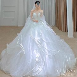 -艺憬婚纱礼服·造型(二七万达店)
