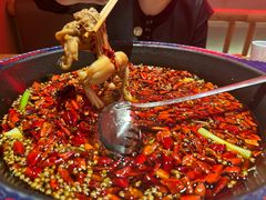 -何师傅美蛙鱼头(汉街店)