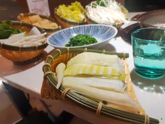 -喃喃椰·糟粕醋·椰子鸡火锅(七堡花园店)