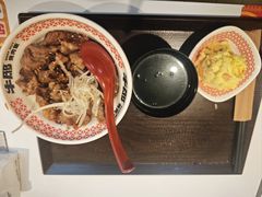 -牛邸·烧肉饭(来福士店)
