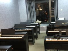 -乐尚音乐空间·钢琴·声乐·架子鼓(会展中心店)