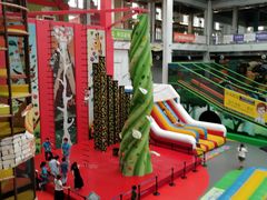 -蒙特利亲子乐园