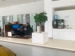 -深圳创丰宝宝马4S店(龙岗中心区店)