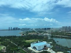 -黄金海景西餐厅·三文鱼·牛扒云顶旋转自助餐