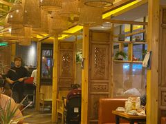 -六福酒馆(秦隆步行街店)