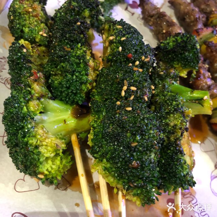 朋友拉着来的，据她说是从南锣鼓巷的店吃过来的