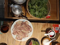 -贵厨酸汤牛肉(汇金星力城店)