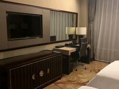 -西安唐隆国际酒店(大雁塔大唐不夜城店)