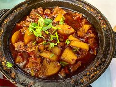 -刘姐啤酒鱼民族演艺餐厅(西街总店)
