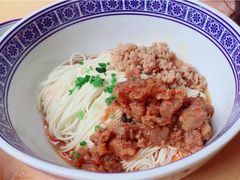 辣肉面-沪西老弄堂面馆(定西路店)