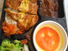 -全家便利店(江湾镇站店)