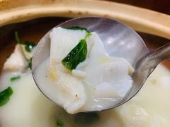 鱼头汤馄饨-锦月楼百姓厨房(大箕山商业广场店)