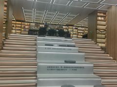 -新华书店(新街口旗舰店)
