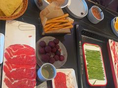 -渝水岸·鲜货火锅(新村7店)