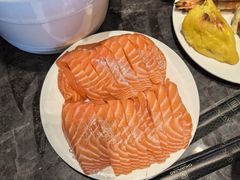 -川骄海鲜自助(王府井奥莱UP TOWN店原世界之花店)