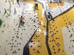 -问山MountQuest攀岩馆