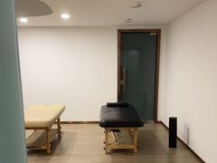 -英派斯健身旗舰店(海信国际中心馆)