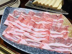 -东巴婆婆云南鱼豆花火锅(大东门店)