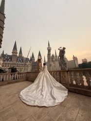 -喜爱高定婚纱摄影