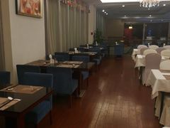 -扬州中集格兰云天大酒店