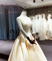 点击看大图 -曼青婚纱礼服馆
