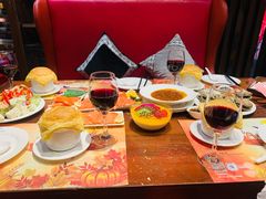 -四海一家自助餐(益田假日广场店)