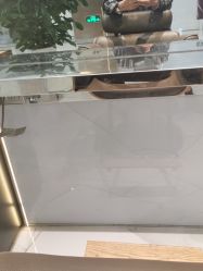 -罗亚帝造型·烫发染发